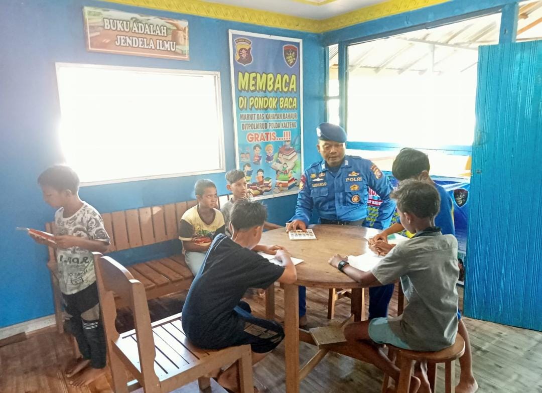 Siswa - siswi SDN Tanjung Perawan Kunjungi Pondok Baca Mako Perwakilan Das Kahayan Bahaur 