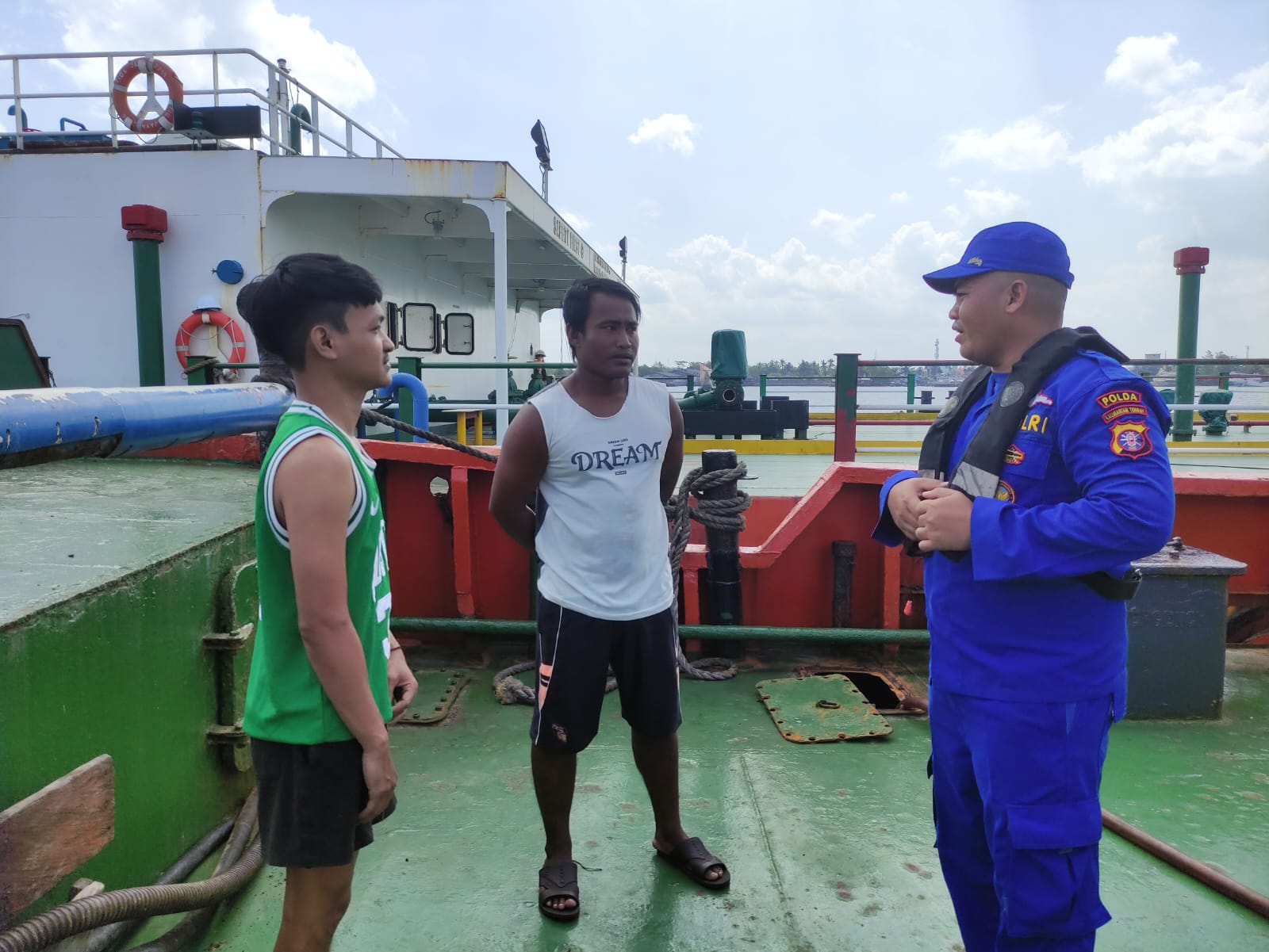 Wujudkan Wilayah Perairan Aman Tanpa Narkoba, Personel Ditpolairud Berikan Pemahaman