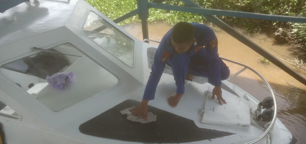 Rawat Sarana Apung Dinas, KP XVIII-1010 Ditpolairud Senantiasa Dalam Keadaan Siap