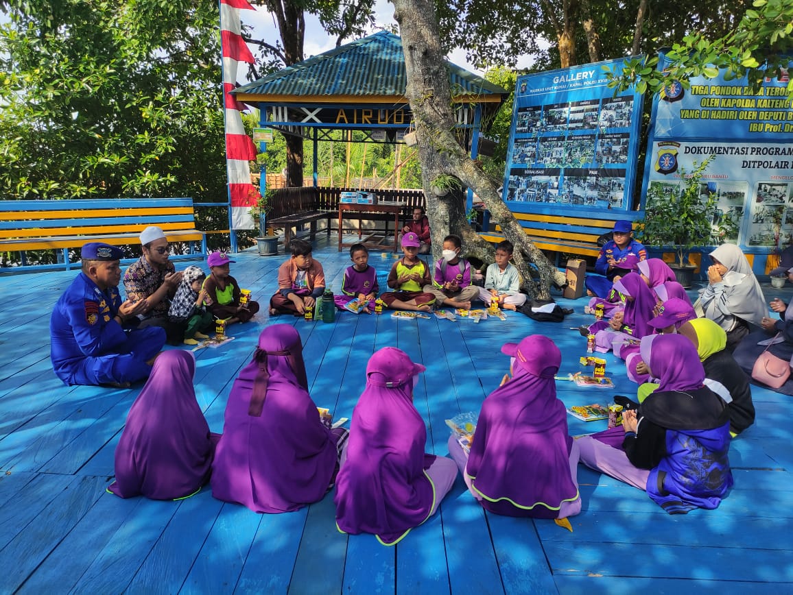 Mako Perwakilan Kumai Mendapat Kunjungan Siswa Siswi STP Khoiru Ummah 