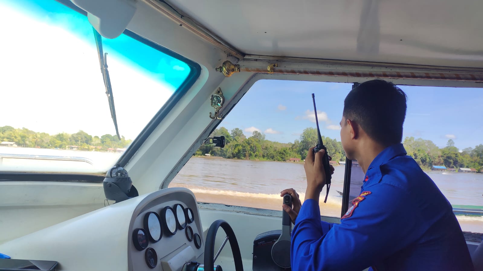 Melalui Channel 16 VHF Personel KP XVIII 2001 Ditpolairud Ingatkan Masyarakat Jauhi Narkoba