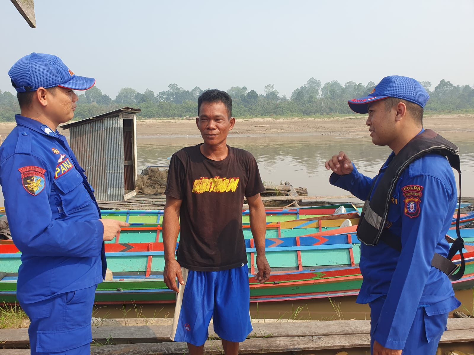 Kebakaran Hutan Semakin Meluas, Personel KP XVIII 2001 Ditpolairud Terus Lakukan Imbauan Kepada Masyarakat