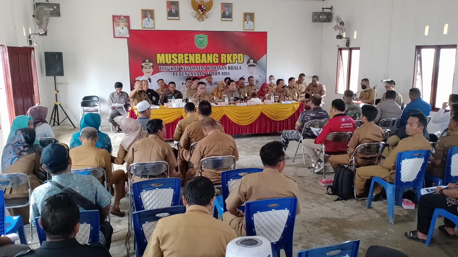 Personel Ditpolairud Mengikuti Rapat Musrenbang RKPD Di Aula Kecamatan Kahayan Kuala