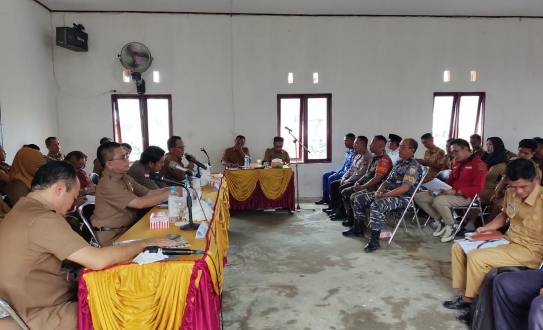 Personel Ditpolairud Mengikuti Rapat Musrenbang RKPD Di Aula Kecamatan Kahayan Kuala