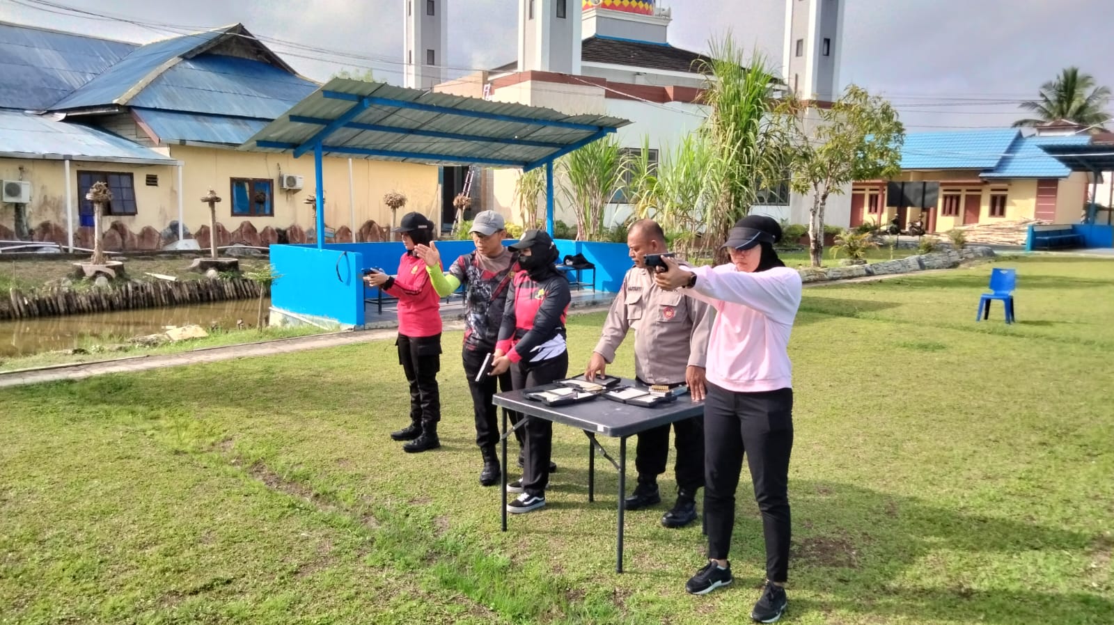 Ikuti Kejuaraan Menembak Piala Kapolda Kalteng, Ditpolairud Siapkan 3 Srikandinya