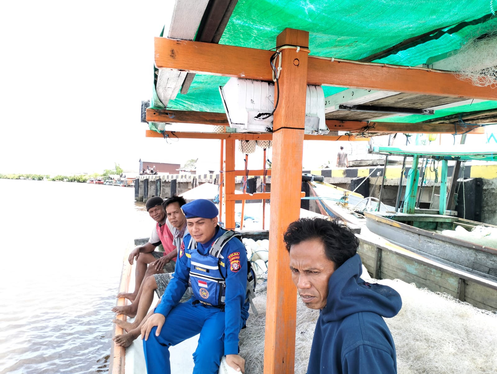 Sterillisasi Penyalahgunaan Narkoba Di Kuala Jelai, Ditpolairud Sambangi Nelayan