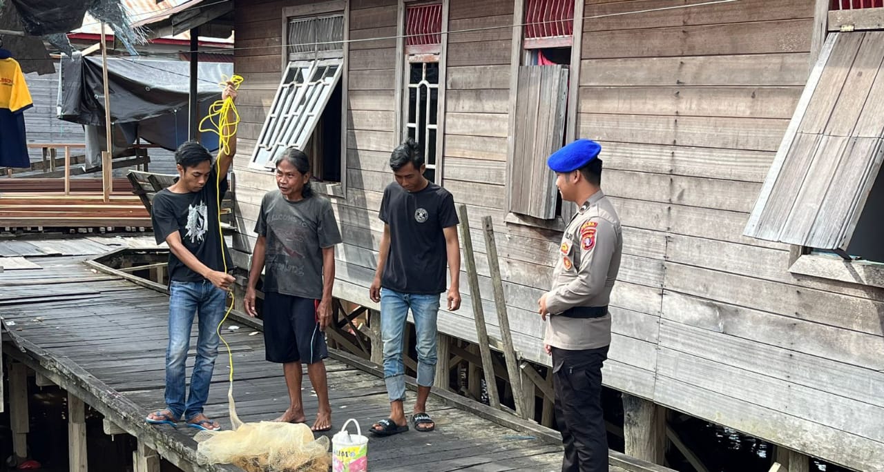 Cegah Peredaran Narkoba Dilingkungan Masyarakat Bantaran Sungai Kahayan , Personel Ditpolairud Lakukan Ini
