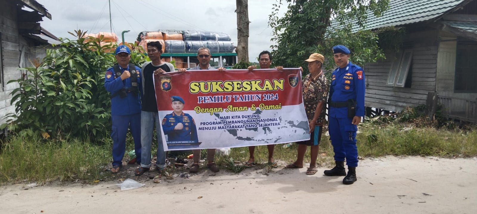 Sukseskan Pemilu Tahun 2024, Personel Ditpolairud Berikan Sosialisasi Pada Masyarakat Das Mentaya