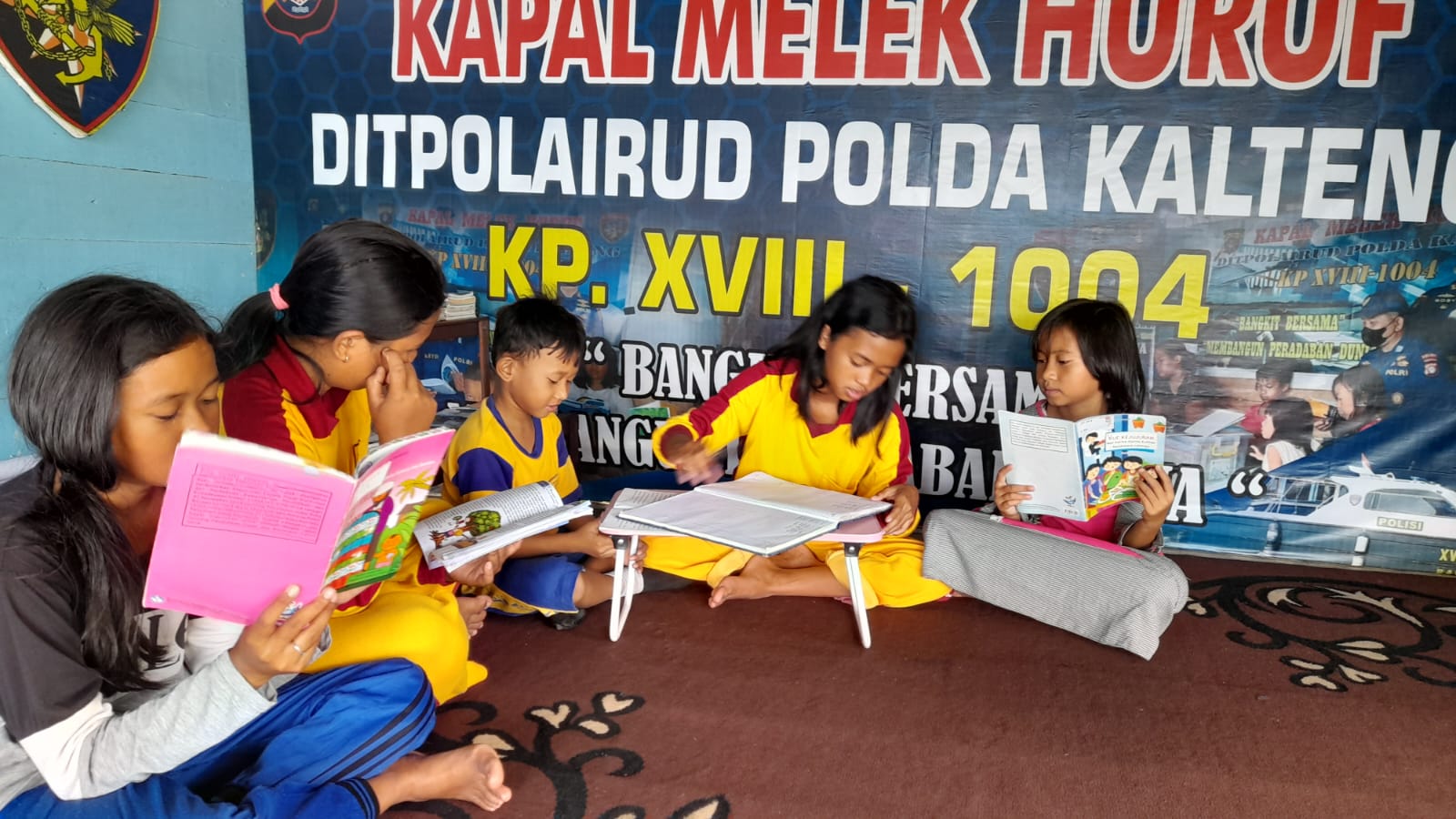 Jumat Ceria, KP XVIII-1004 Ditpolairud Polda Kalteng Kedatangan Para Pelajar