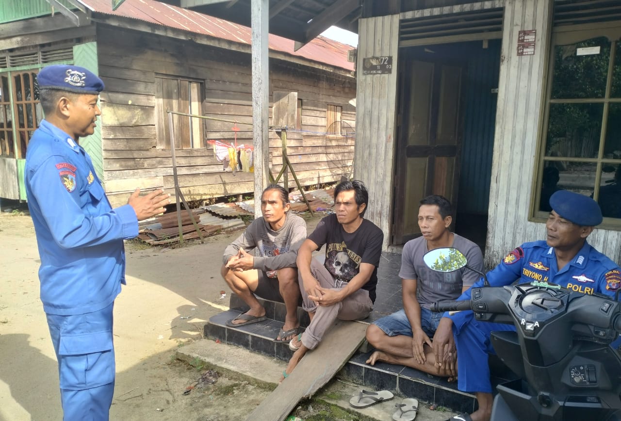 Pelisiran Kerumah Warga, Ditpolairud Sosialisasikan Bahaya Narkoba   