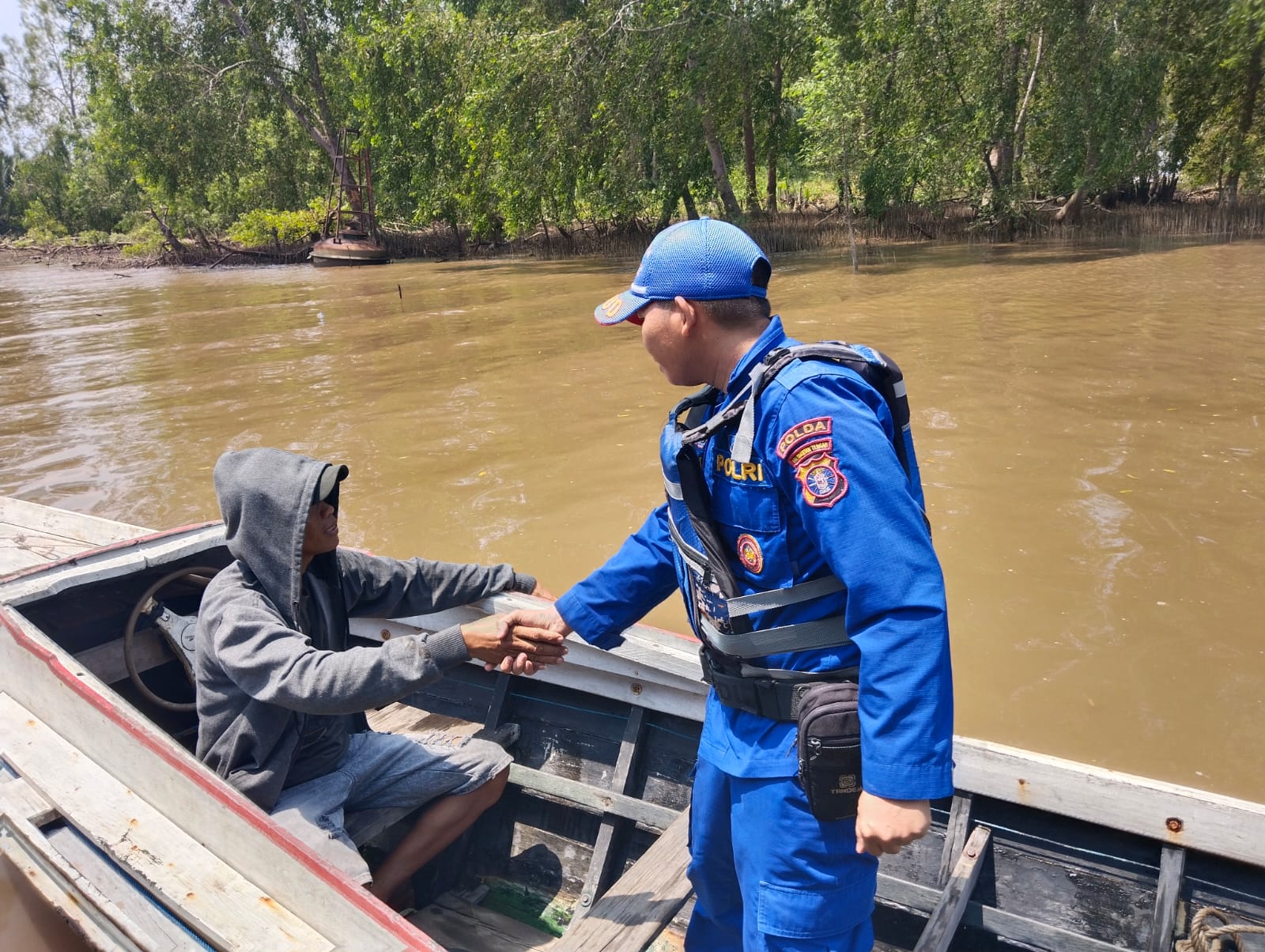 Utamakan Keselamatan Pengguna Transportasi Air , Personel Ditpolairud Imbau Hal Ini