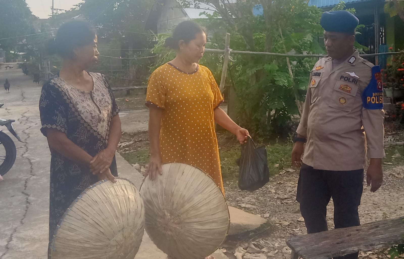 Polisi RW Ditpolairud Sambangi Warga Desa Palangkau Lama Sosialisasikan Hal Ini