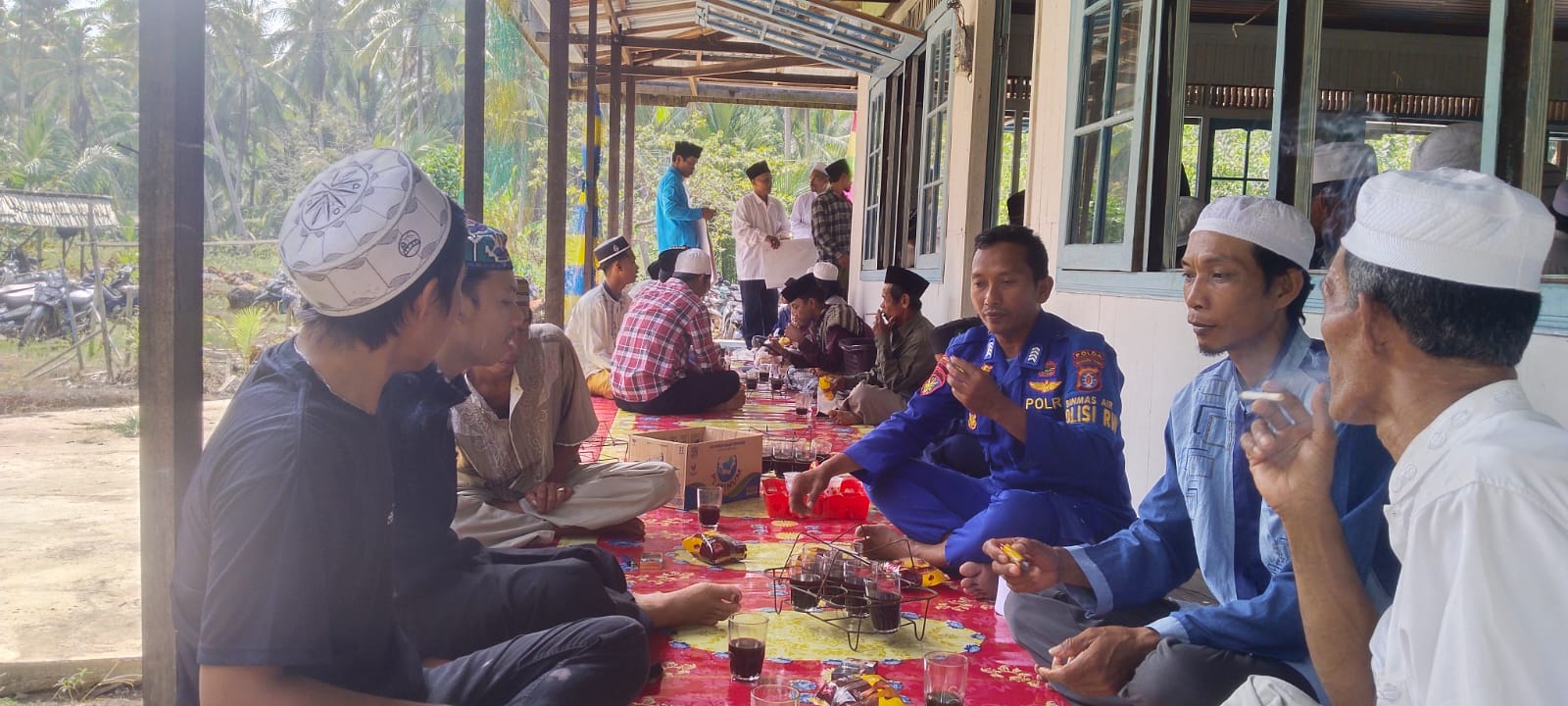 Hadiri Undangan Masyarakat, Polisi RW Sisipkan Pesan Kamtibmas