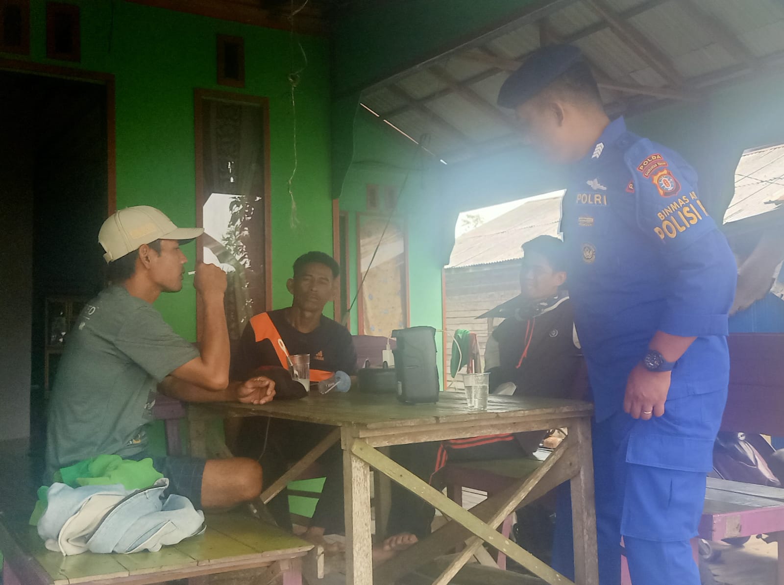 Bincang Hangat Dengan Warga Palangkau Lama, Ditpolairud Sisipkan Pesan Ini