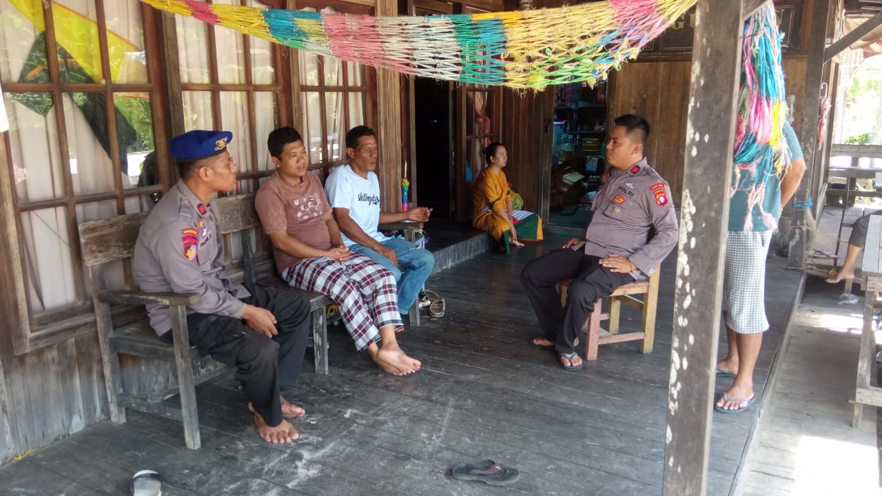 Ditpolairud Ajak Masyarakat Bantaran Sungai Mentaya Bijak Dalam Bermedsos