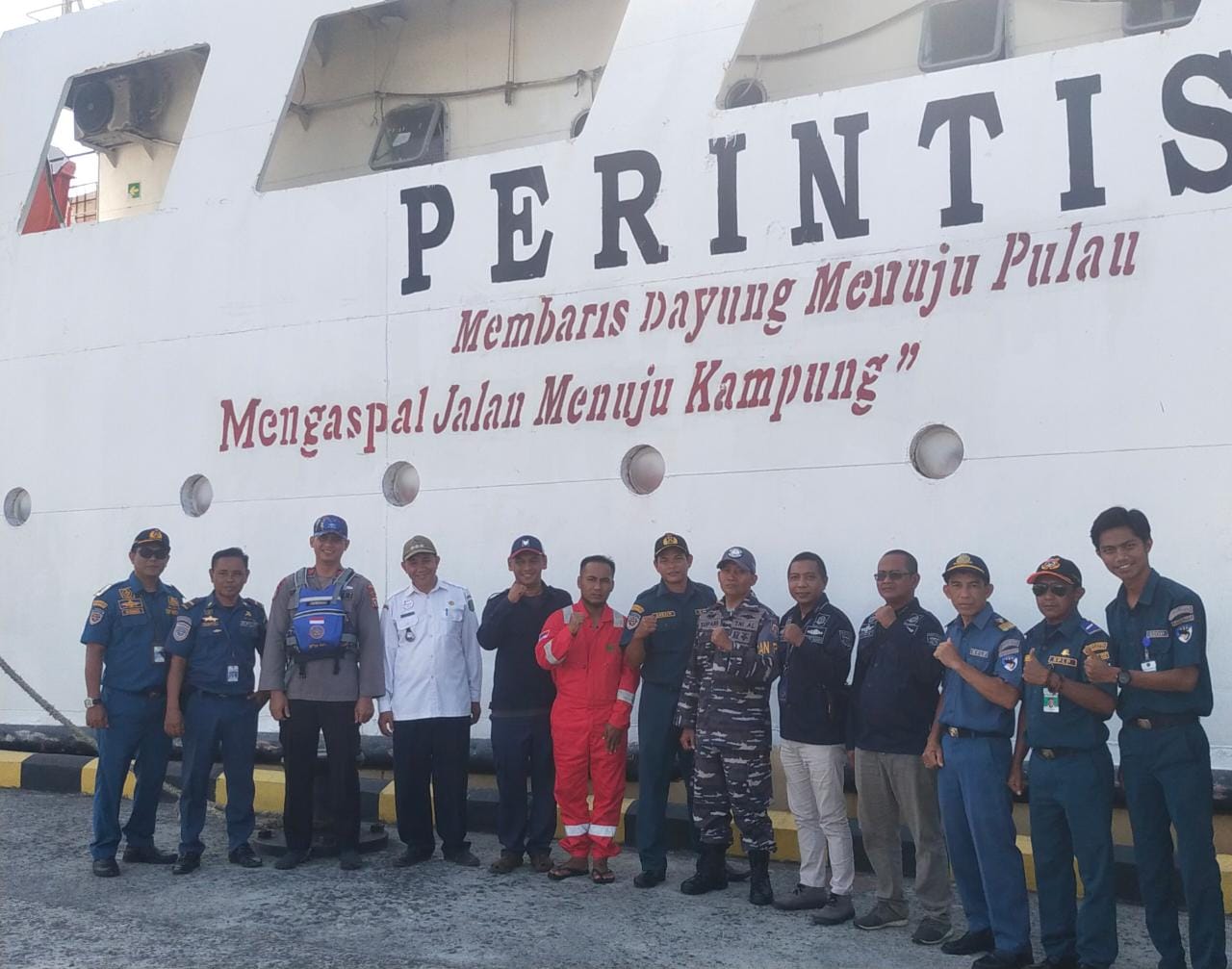 Sinergitas TNI Polri, Ditpolairud Bersama TNI AL Laksanakan PAM Pelabuhan