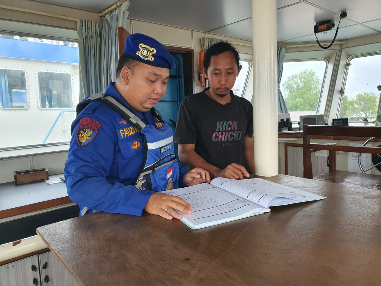 Antisipasi Tindak Pidana Di Perairan, KP XVIII-1006 Ditpolairud Lakukan Patroli Rutin