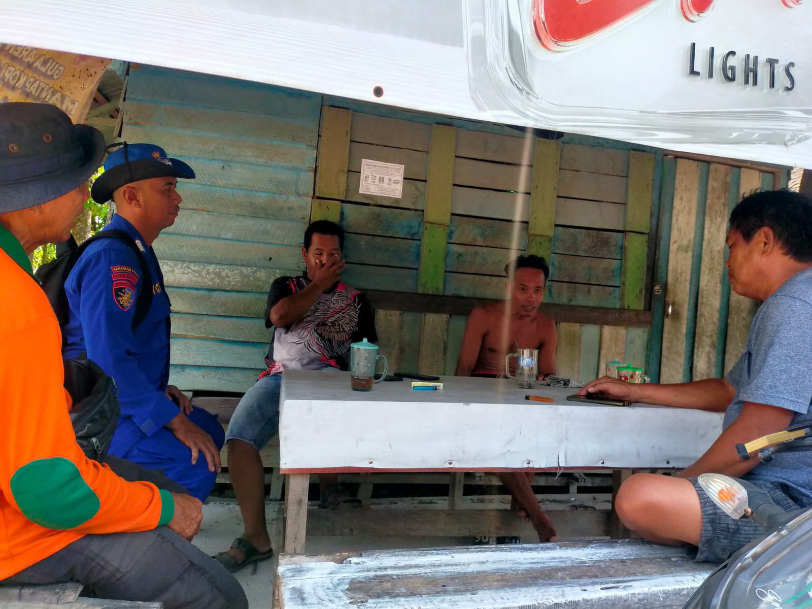 Jaga Stabilitas Kamtibmas, Ditpolairud Sambangi Warga Bantaran Das Mentaya