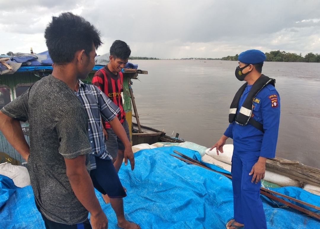 Ajak Pengguna Transportasi Air Patuhi Peraturan Dalam Berlayar, Ditpolairud Sampaikan Ini
