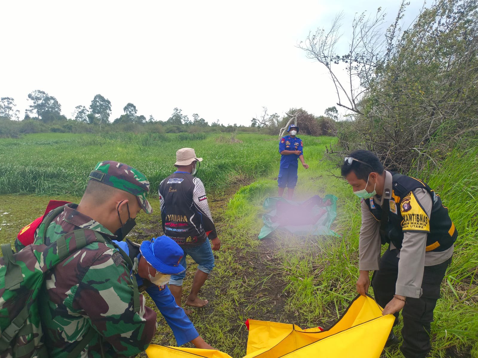Terima Laporan Masyarakat, Ditpolairud Dan TIM SAR Evakuasi Jenazah