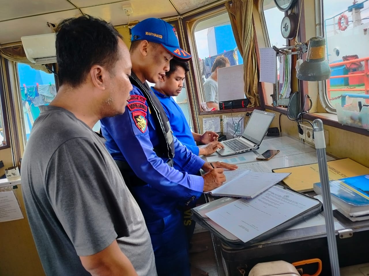 Tekan Pelanggaran Di Perairan Das Kumai, Ditpolairud Gencar Laksanakan Patroli