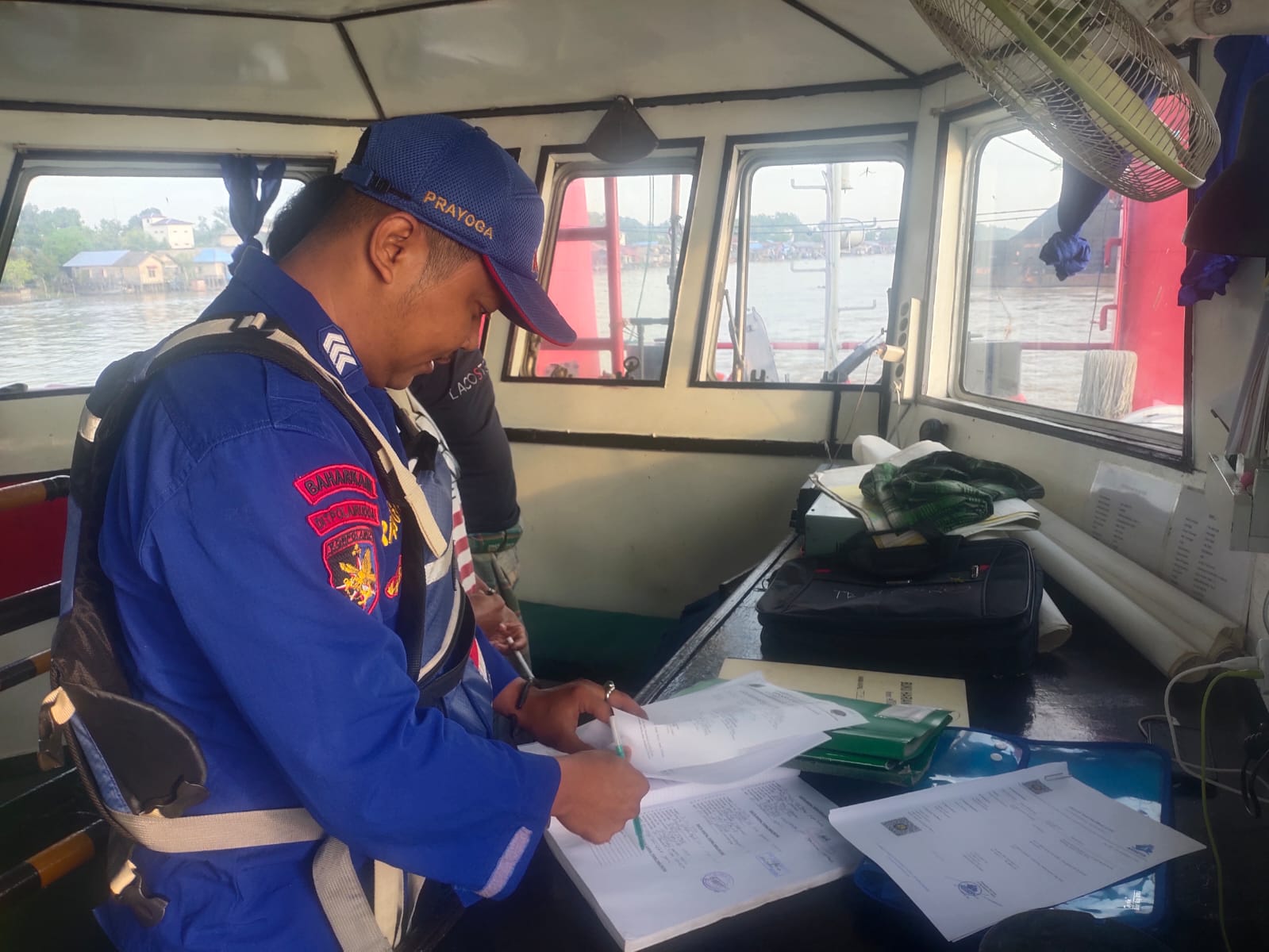 Whjudkan Pelayaran Aman Di Das Barito, Ditpolairud Masifkan Patroli Perairan