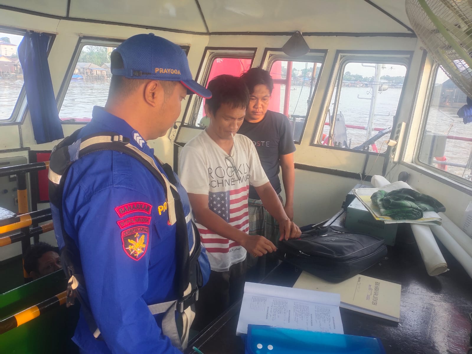 Whjudkan Pelayaran Aman Di Das Barito, Ditpolairud Masifkan Patroli Perairan