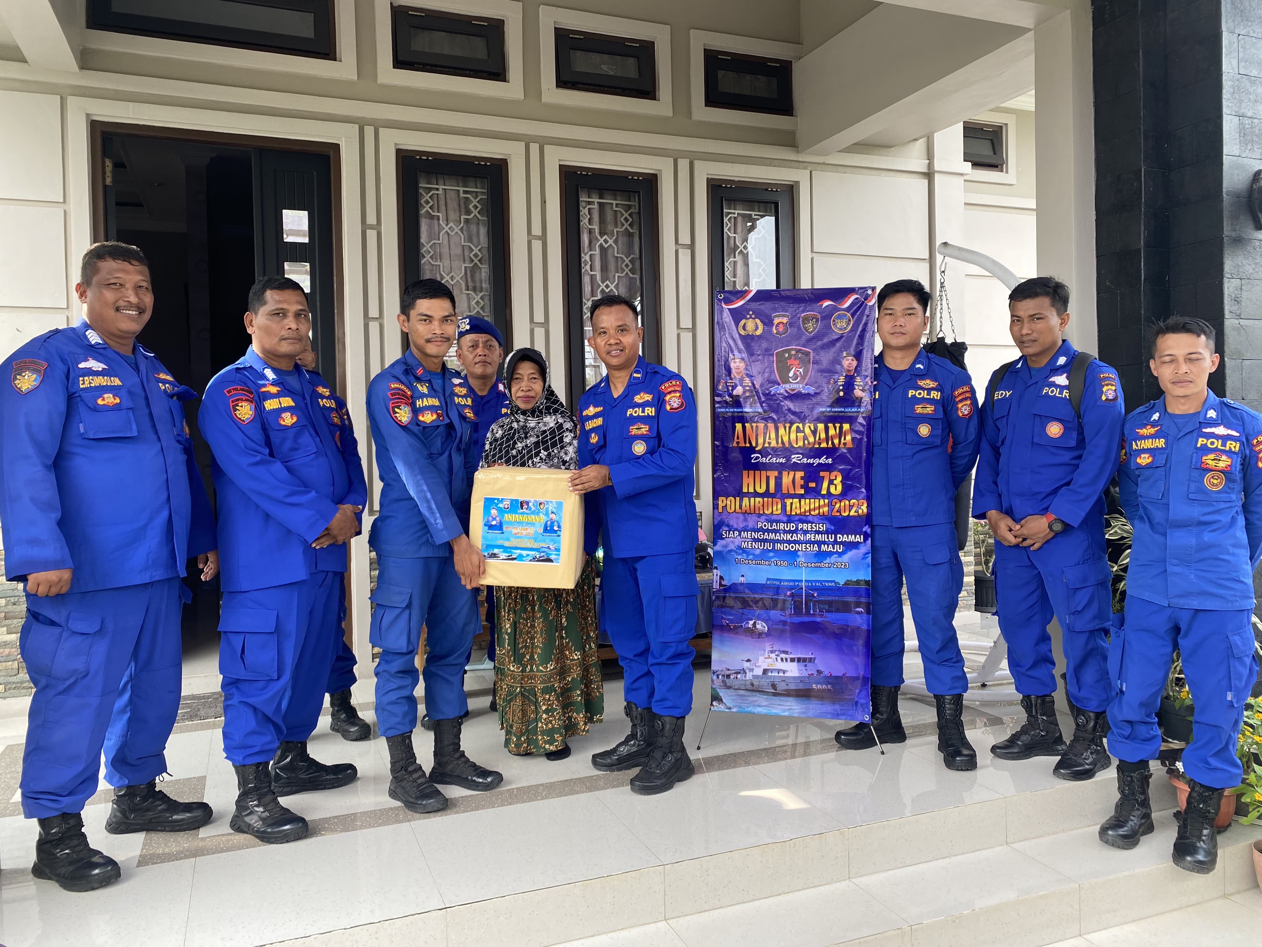 Rangkaian kegiatan menjelang HUT Polairud Polda Kalteng personil melaksanakan anjangsana ke Purnawirawan polri dan Warakawuri