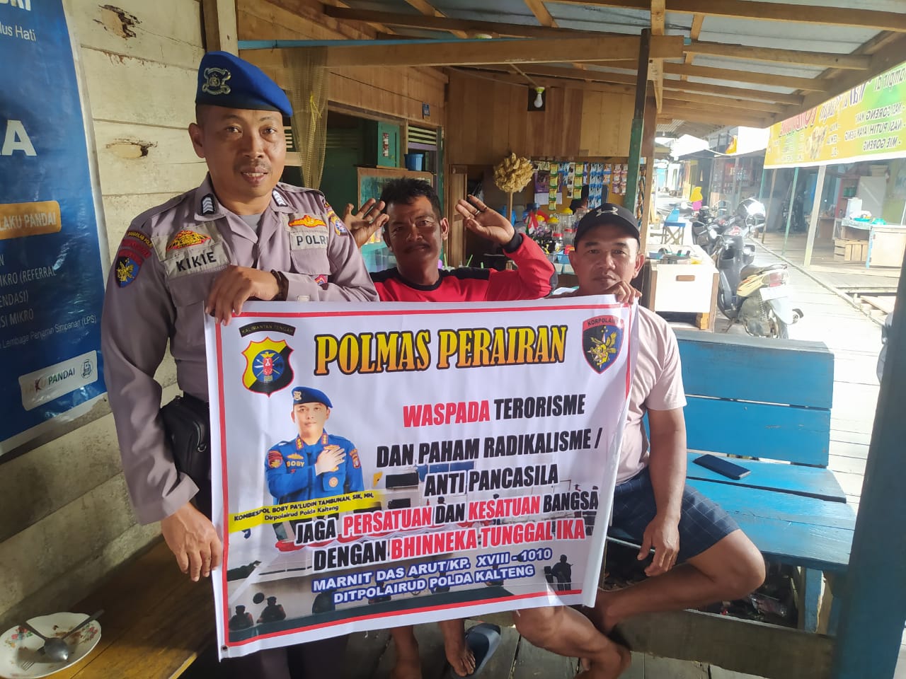 Jaga Persatuan dan Kesatuan Bangsa,  Personel Ditpolairud Beri Imbauan Waspada Terorisme dan Paham Radikalisme