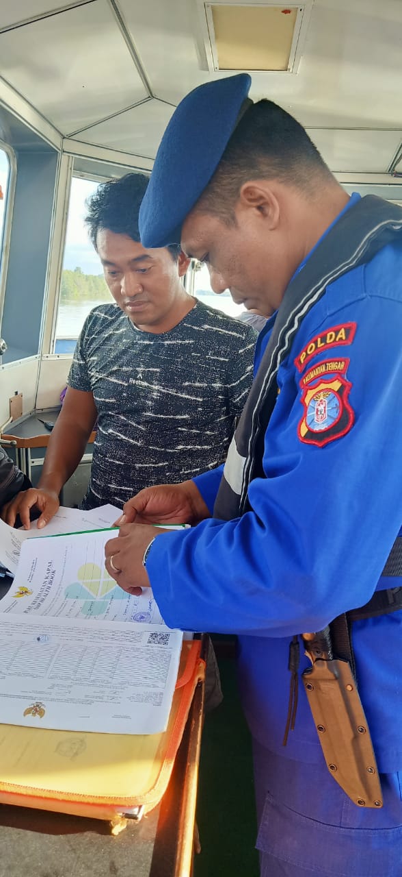 Pastikan Pelayaran Aman, Ditpolairud Masifkan Kegiatan Patroli di Das Barito