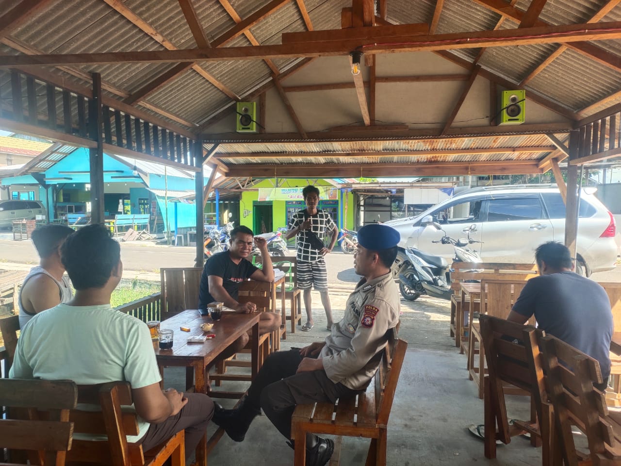 Bincang Santai Dengan Warga Kuala Jelai , Ditpolairud Sisipkan Pesan Kamtibmas