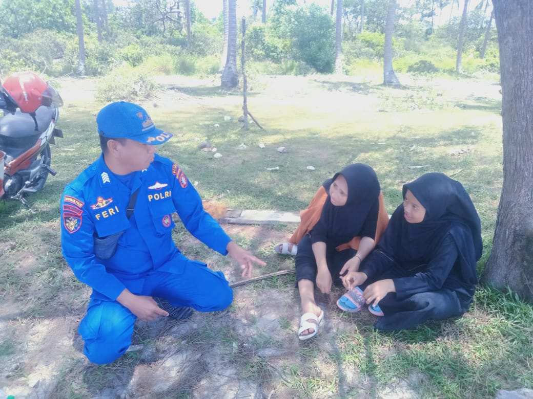 Berikan Pelayanan Prima, Personel Ditpolairud Laksanakan Pengamanan Di Pantai Bakau