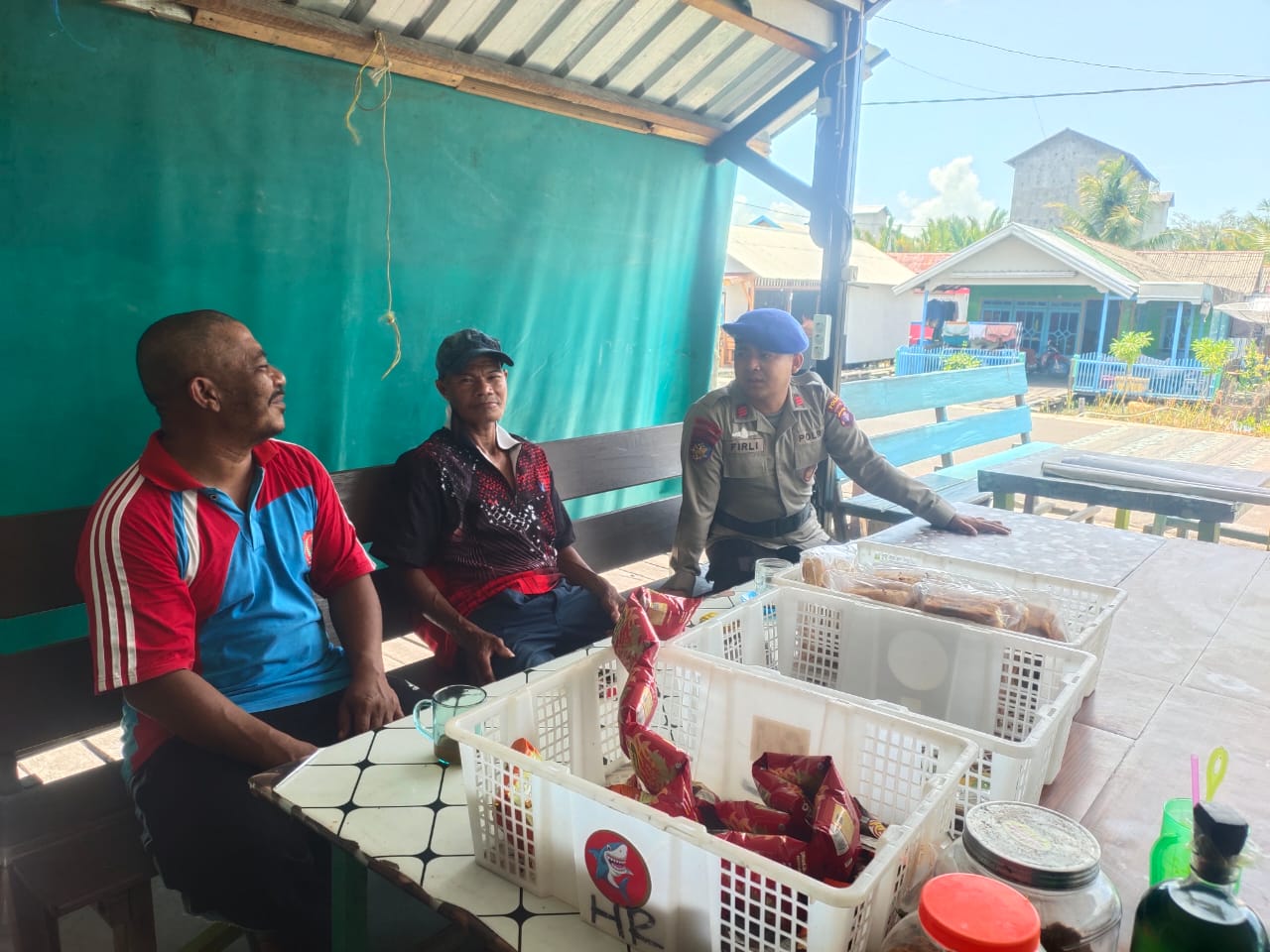 Bincang Santai Dengan Warga Kuala Jelai, Ditpolairud Sisipkan Pesan Kamtibmas