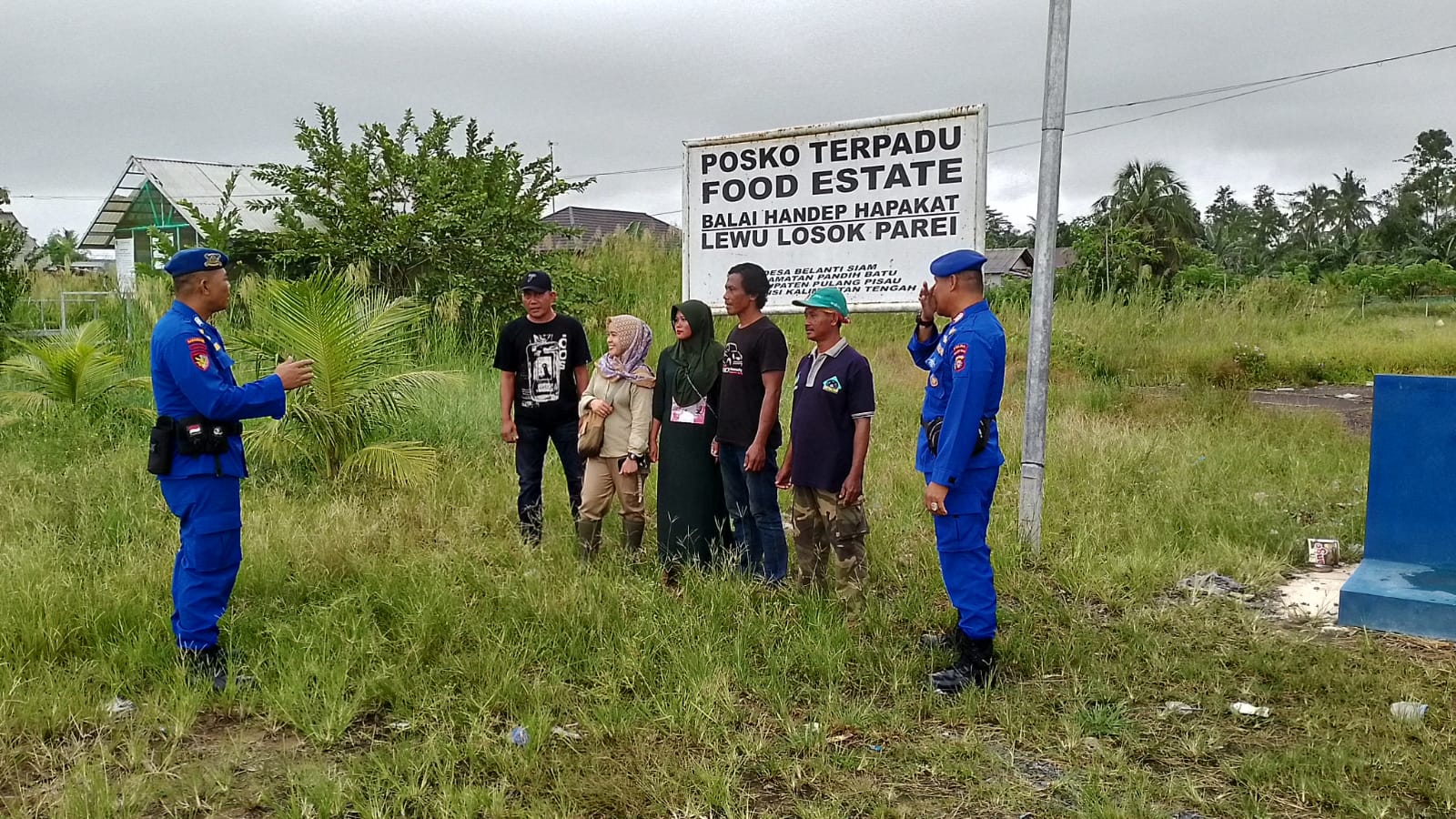 Dukung Program Food Estate, Personel Ditpolairud Laksanakan Polmas Kepada Para Petani Di Desa Belanti Siam