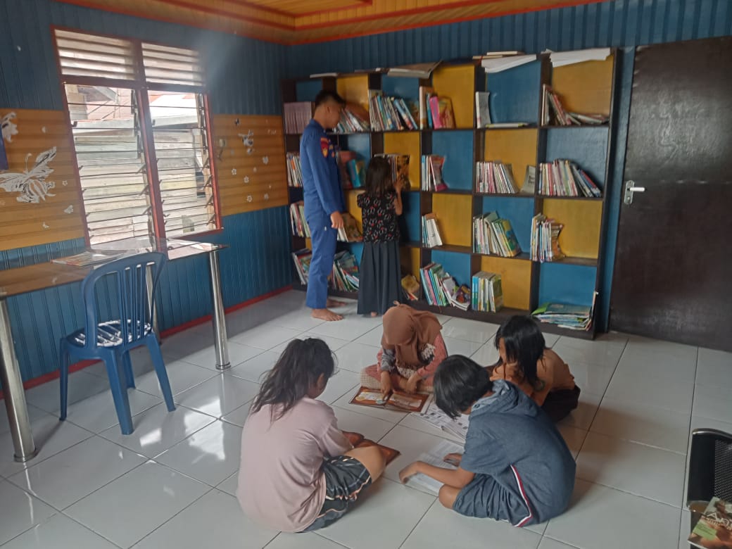 Ajak Baca Buku, Investasi Murah Demi Masa Depan Anak