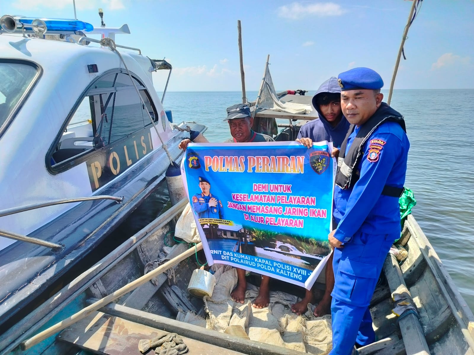 Personel Ditpolairud Imbau Nelayan Kumai Untuk Tidak Memasang Jaring Ikan Di Alur Pelayaran