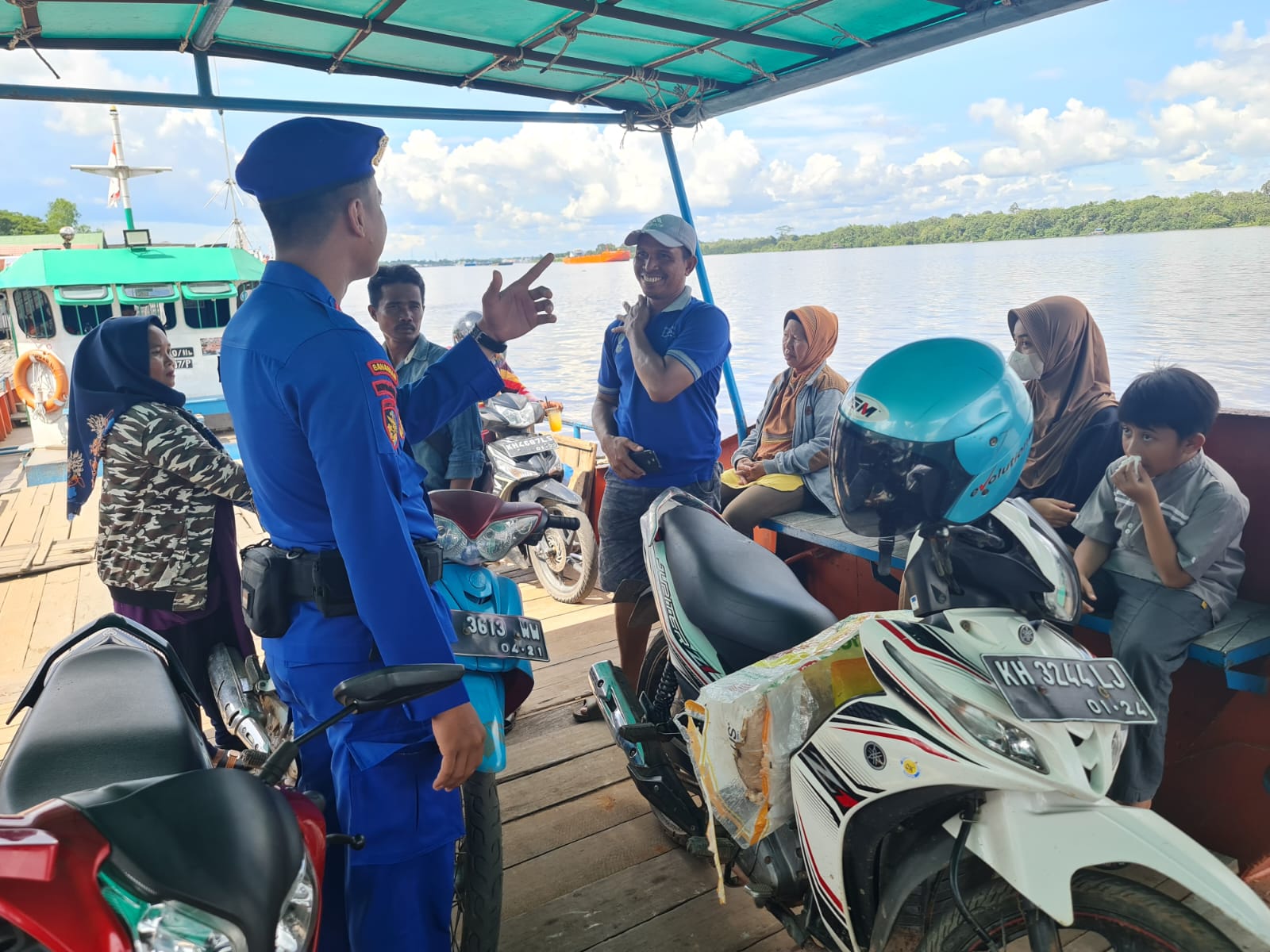 H-2 Lonjakan Aktifitas Menjelang Bulan Puasa Ramadhan, Ditpolairud Imbau Pengguna Transportasi Ferry Penyebrangan
