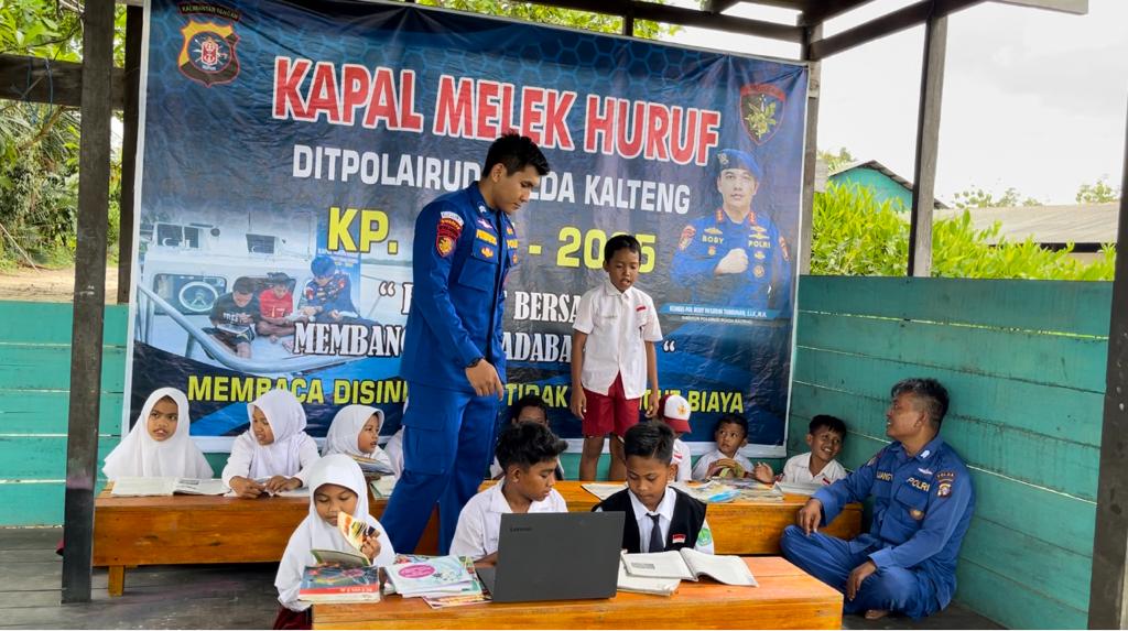 Kapal Polairud Multifungsi, Amankan Perairan Dan Cerdaskan Penerus Bangsa