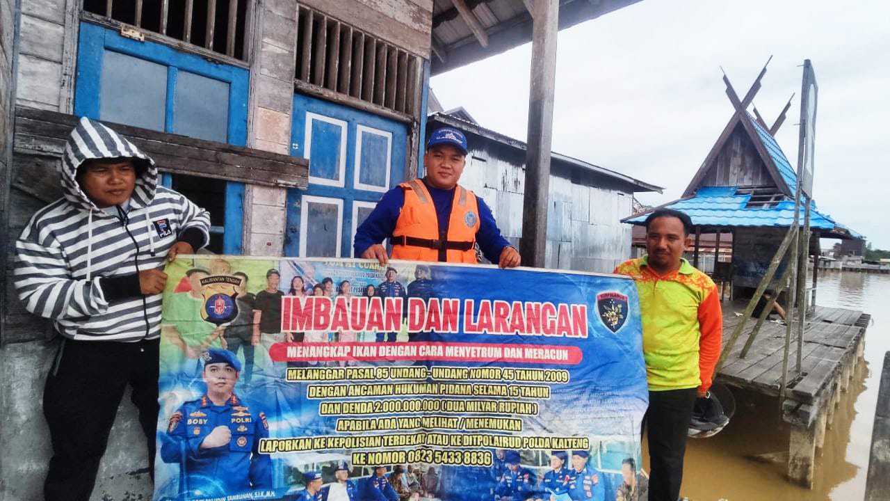 Ajak Masyarakat Peduli Ekosistem di Sungai, Ditpolairud Berikan Imbauan kepada Masyarakat Desa Bereng