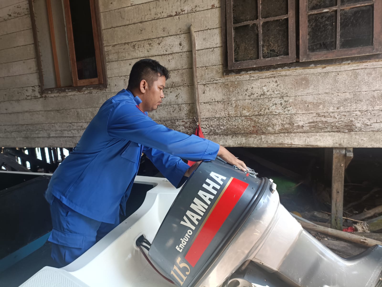 Perpanjang Usia Pakai Kapal, Ditpolairud Rutin Bersihkan Kapal