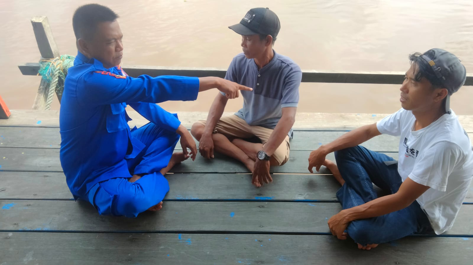 Bincang Hangat Dengan Warga Seruyan, Ditpolairud Sisipkan Pesan Ini