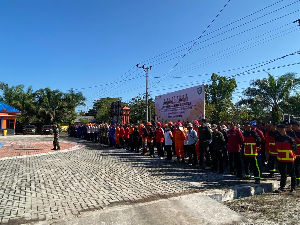 Antisipasi Karhutla, Ditpolairud Ikuti Apel Siaga Dan Gelar Peralatan Di Halaman Kantor BPDB Kotim
