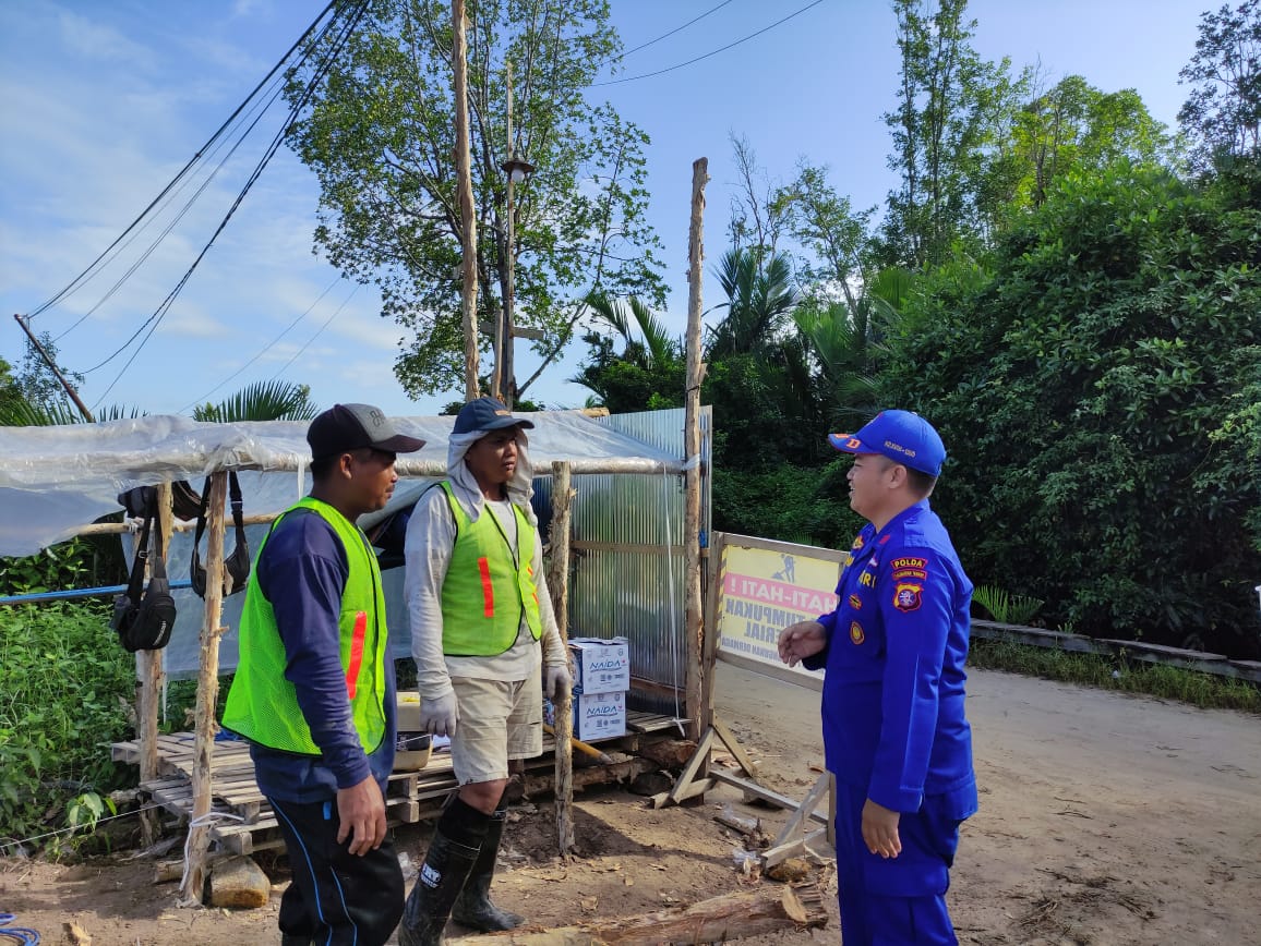 Sambang Para Pekerja, Personel KP 2004 “Pentingnya Keselamatan dan Awas Paham Radikal”