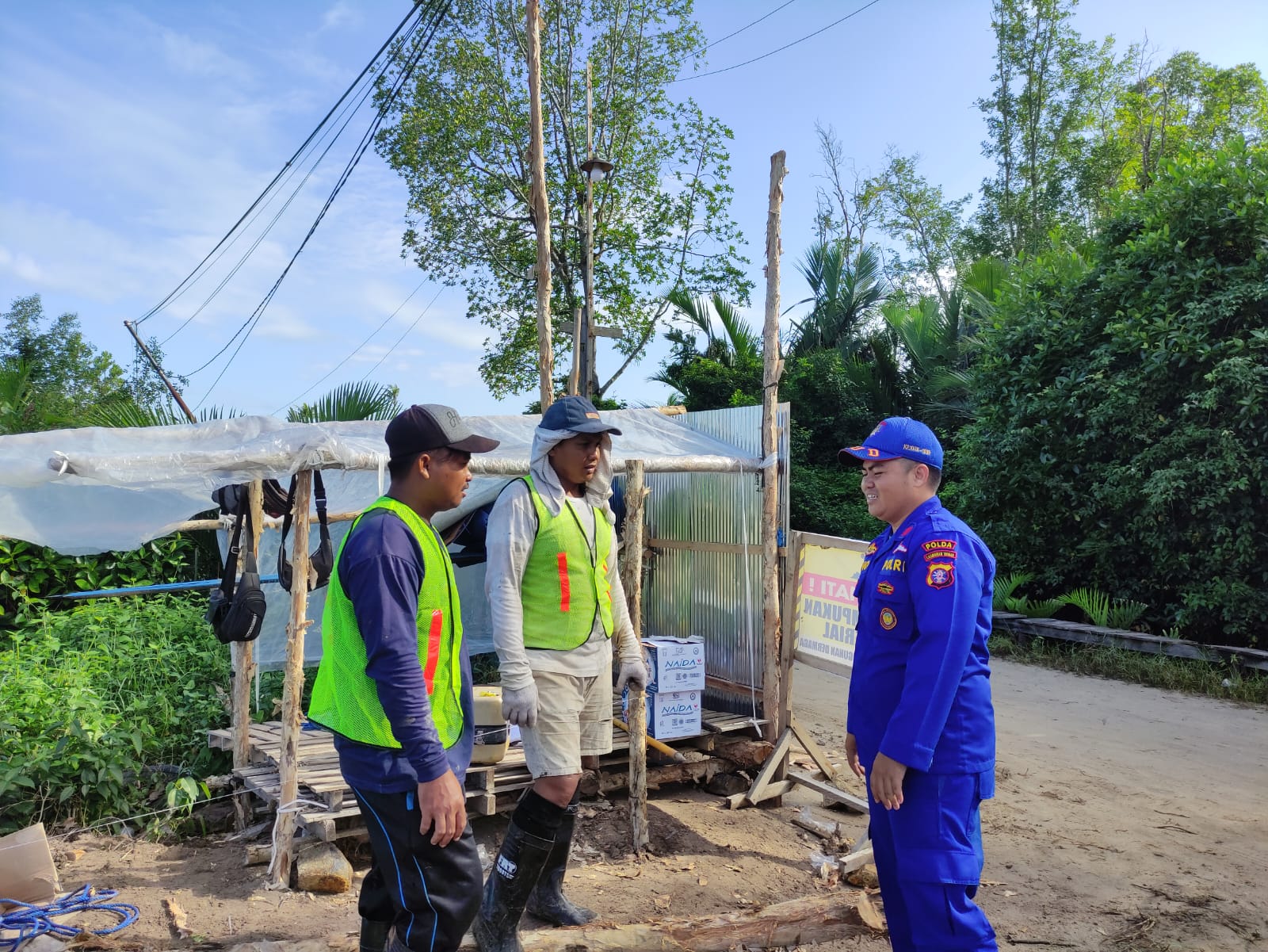 Sambang Para Pekerja, Personel KP 2004 “Pentingnya Keselamatan dan Awas Paham Radikal”