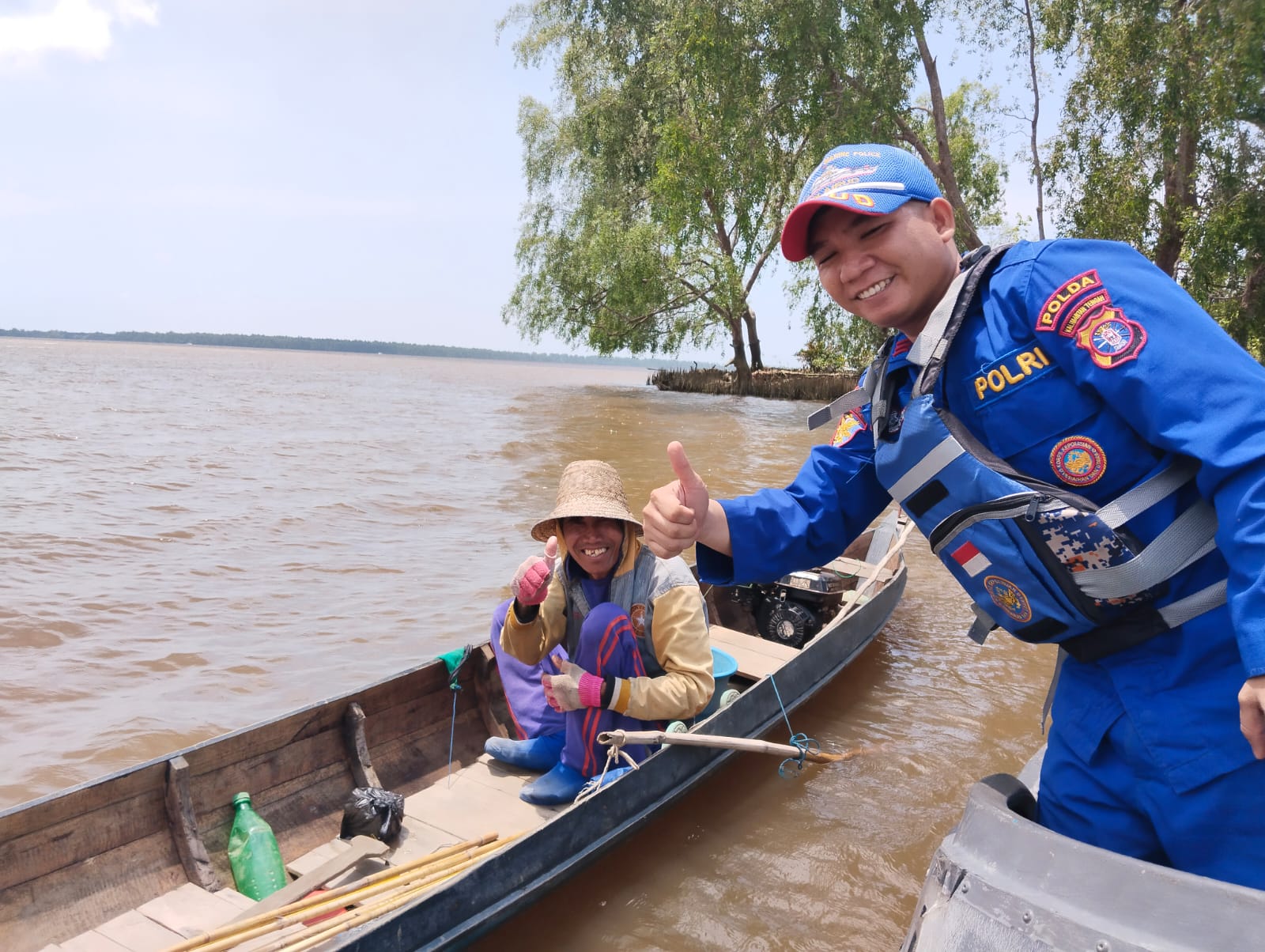 Gelorakan Selamat Berlayar, Ditpolairud Sambangi Nelayan Di Das Kapuas