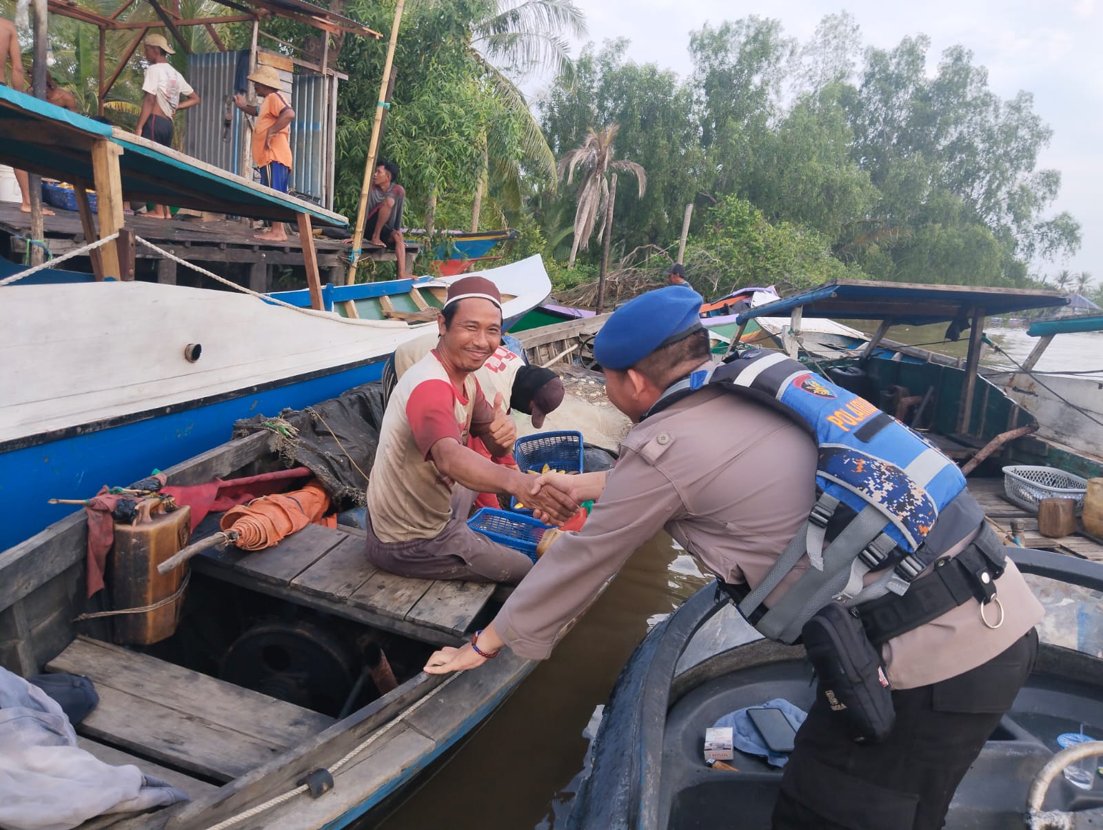 Masifkan Patroli Perairan di Das Kapuas, Ditpolairud Pastikan Pelayaran Aman