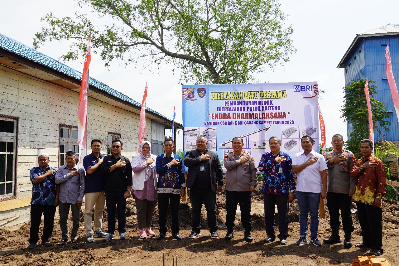 Kombes Pol Boby Pimpin Peletakan Batu Pertama Pembangunan Klinik Indra Dharmalaksana