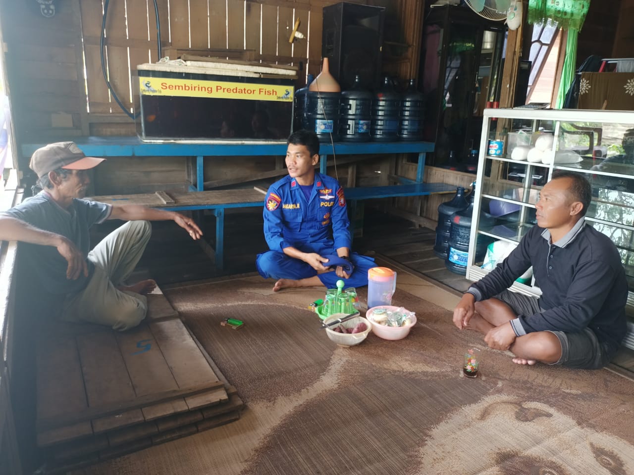 Sukseskan Pemilu Tahun 2024, Ditpolairud Memberikan Imbauan Kepada Warga Bantaran Sungai Mangkutup