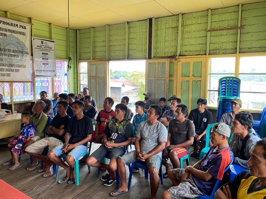 Personel KP XVIII - 2001 Ditpolairud  Ajak Masyarakat  Desa Marawan Lama Berpartisipasi Jaga Kamtibmas  