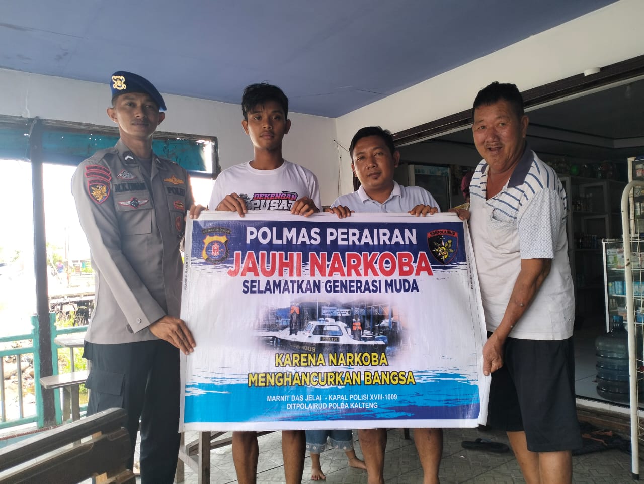 Antisipasi Penyalahgunaan Narkoba Di Kuala Jelai, Ditpolairud Sambangi Warga